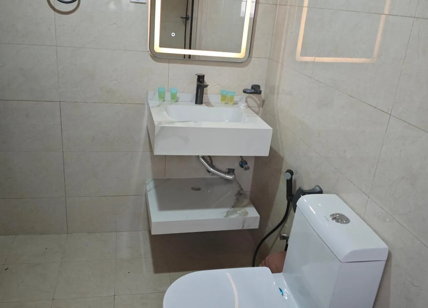 Aygro Hotel Dubai 2*,